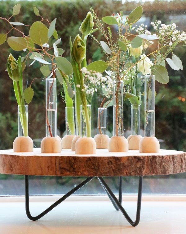 Houten basisvoet met reageerbuis Ø 2 cm en 10 cm hoog (1 pc) [IFS-29216]